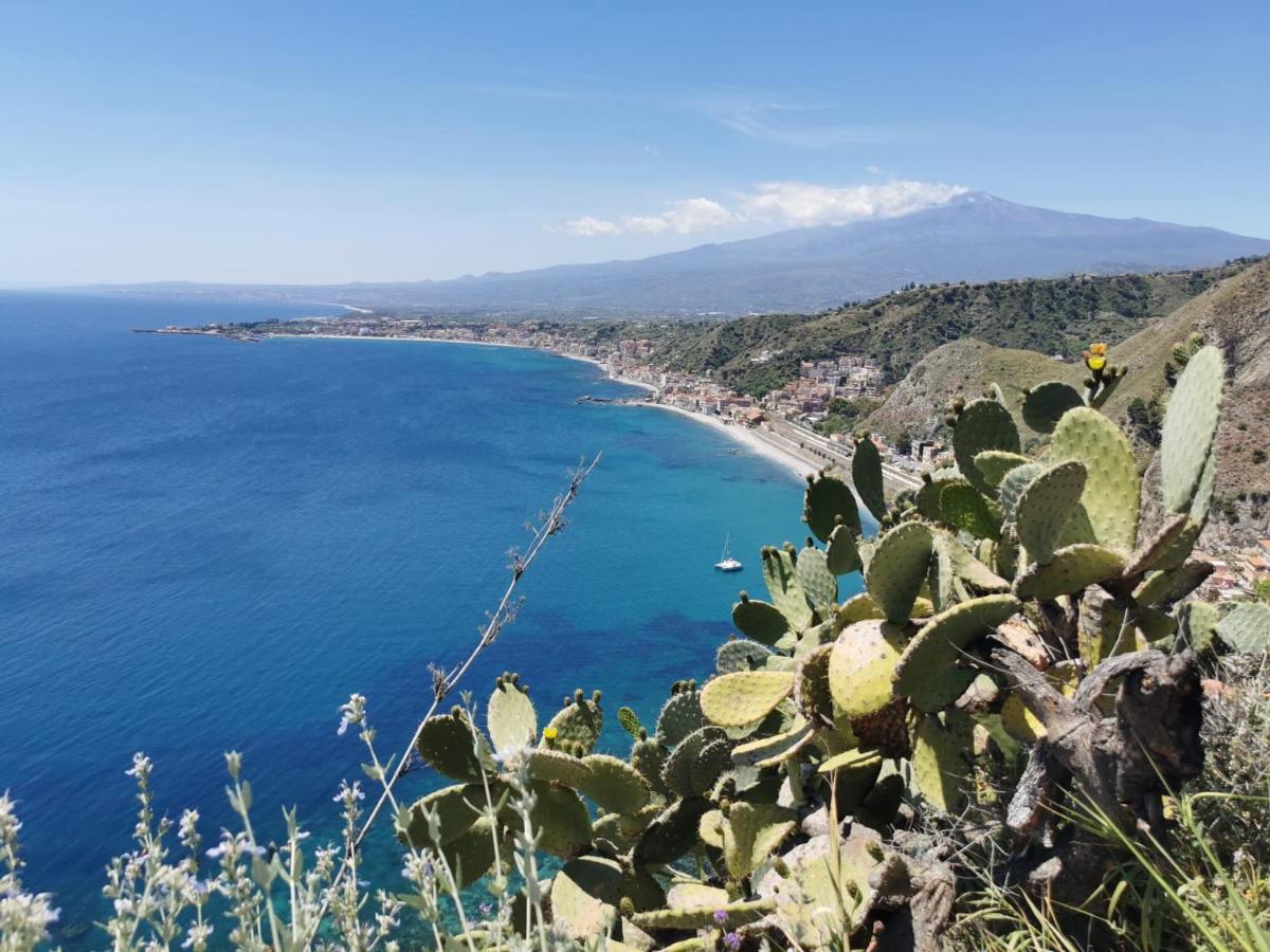 Nesea Naxos - Sicilian Suite Джардіні-Наксос Екстер'єр фото